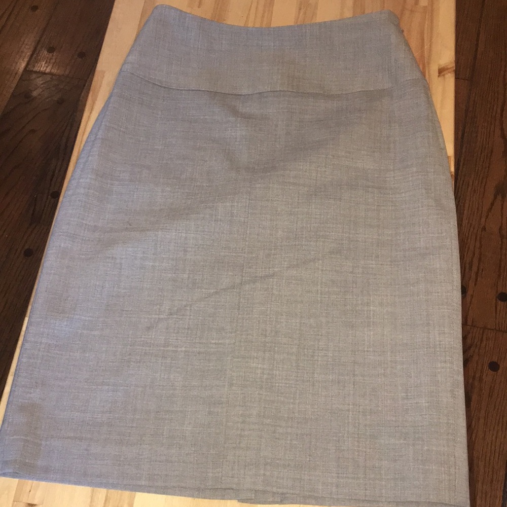 Banana Republic grey pencil skirt